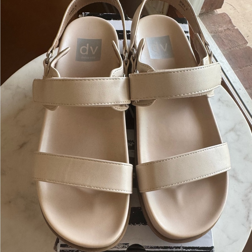 Dolce Vita Women’s Sandals, New! Spring Sale!!